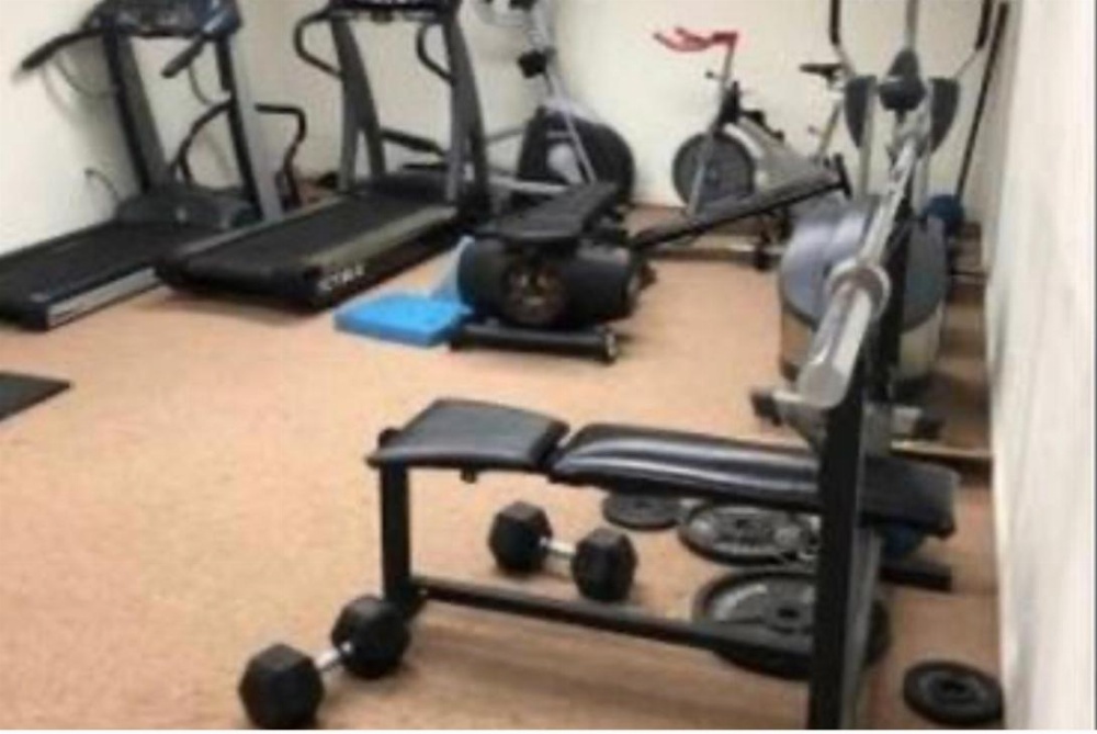 1861 Veteran Ave. #201